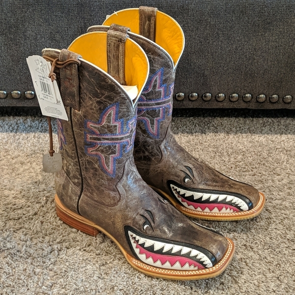 Tin Haul Man Eater Square Toe Cowgirl 